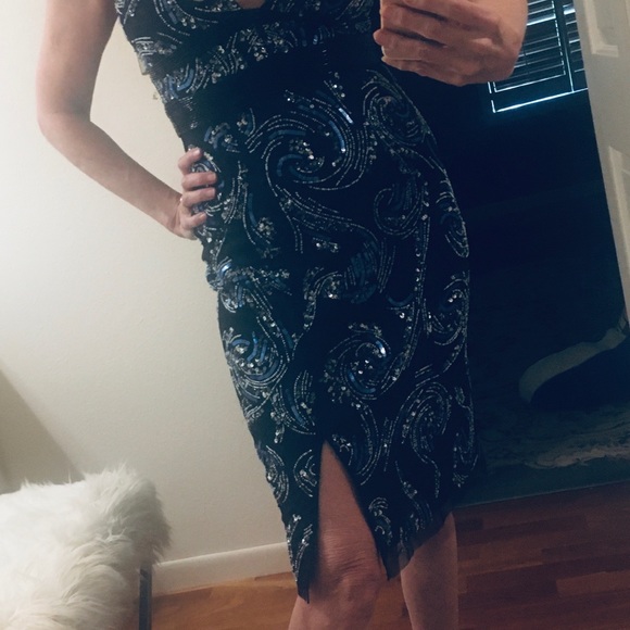 Aidan Mattox ! Fabulous Navy jeweled dress. Fun and Elegant. - Picture 7 of 7